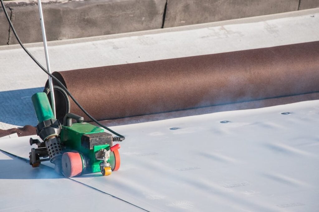 Flat roof maintenance